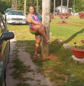 Meet your Posher, Teetee